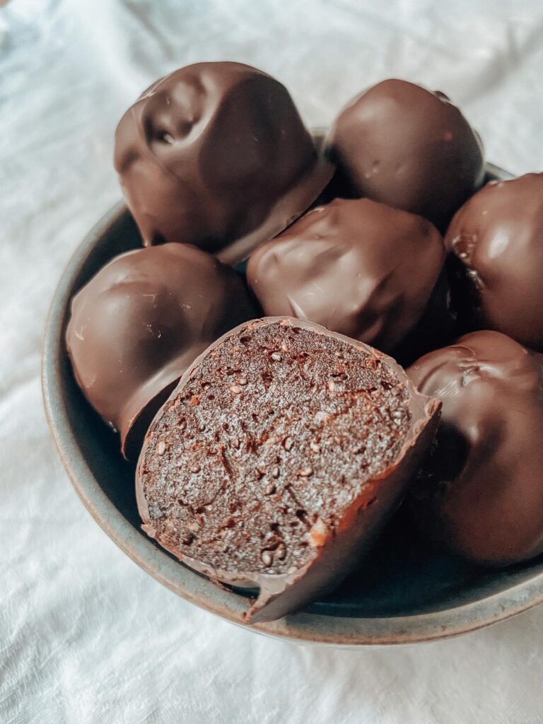 Σοκολατάκια με χουρμά | Nutrition Home