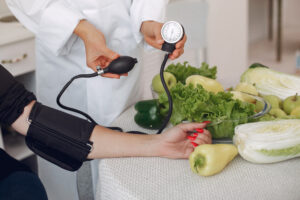 nutrition, nutritionhome, nutrition home, nutritionist, dietitian, blood pressure, low blood pressure, μεταγευματική υπόταση, χαμηλή πίεση, χαμηλή πίεση μετά το φαγητό, διατροφολογος, διαιτολόγος